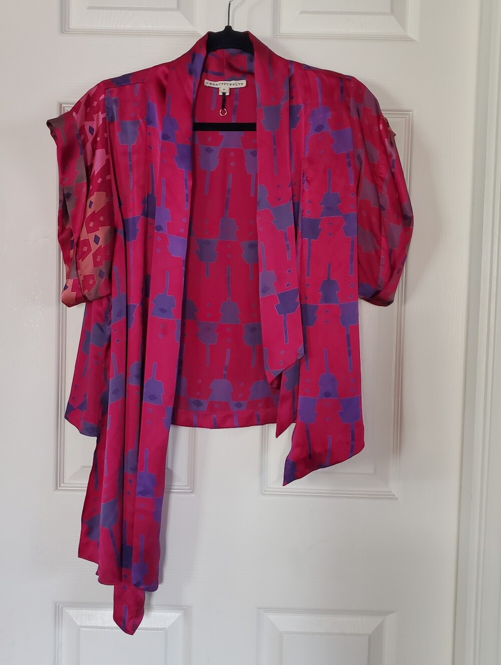 Vintage Twenty8Twelve Silk Asymmetrical Cardigan Top Satin Geometric Fuschia Med